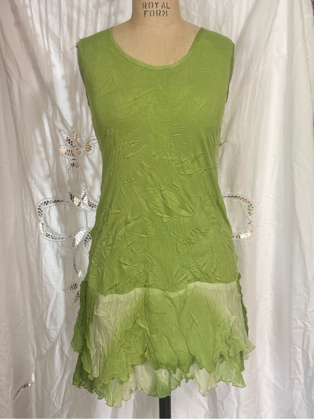 Kisca by Komarov Green Ombre Crinkle Sleeveless Tiered Hem Mini Dress Fairycore - Picture 2 of 9